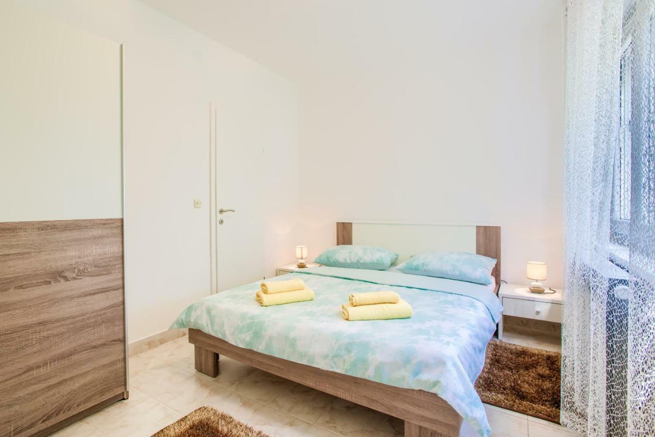 Apartman Paola Pula Exteriér fotografie