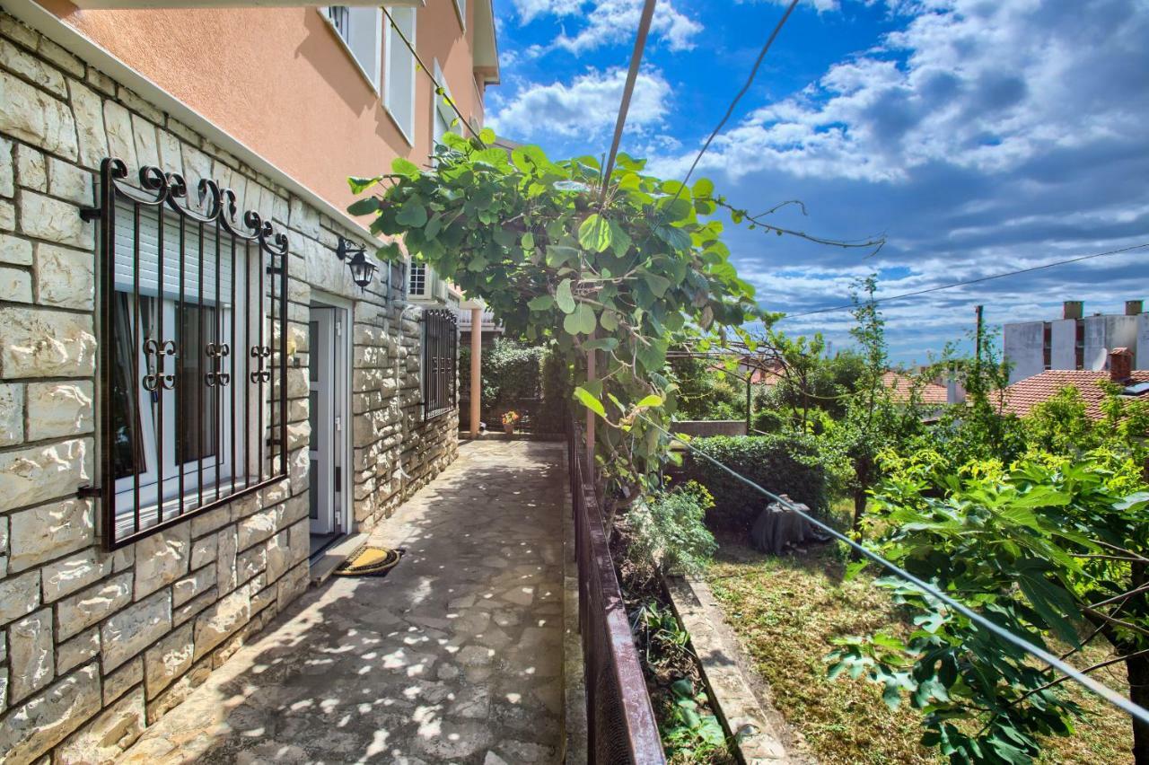 Apartman Paola Pula Exteriér fotografie