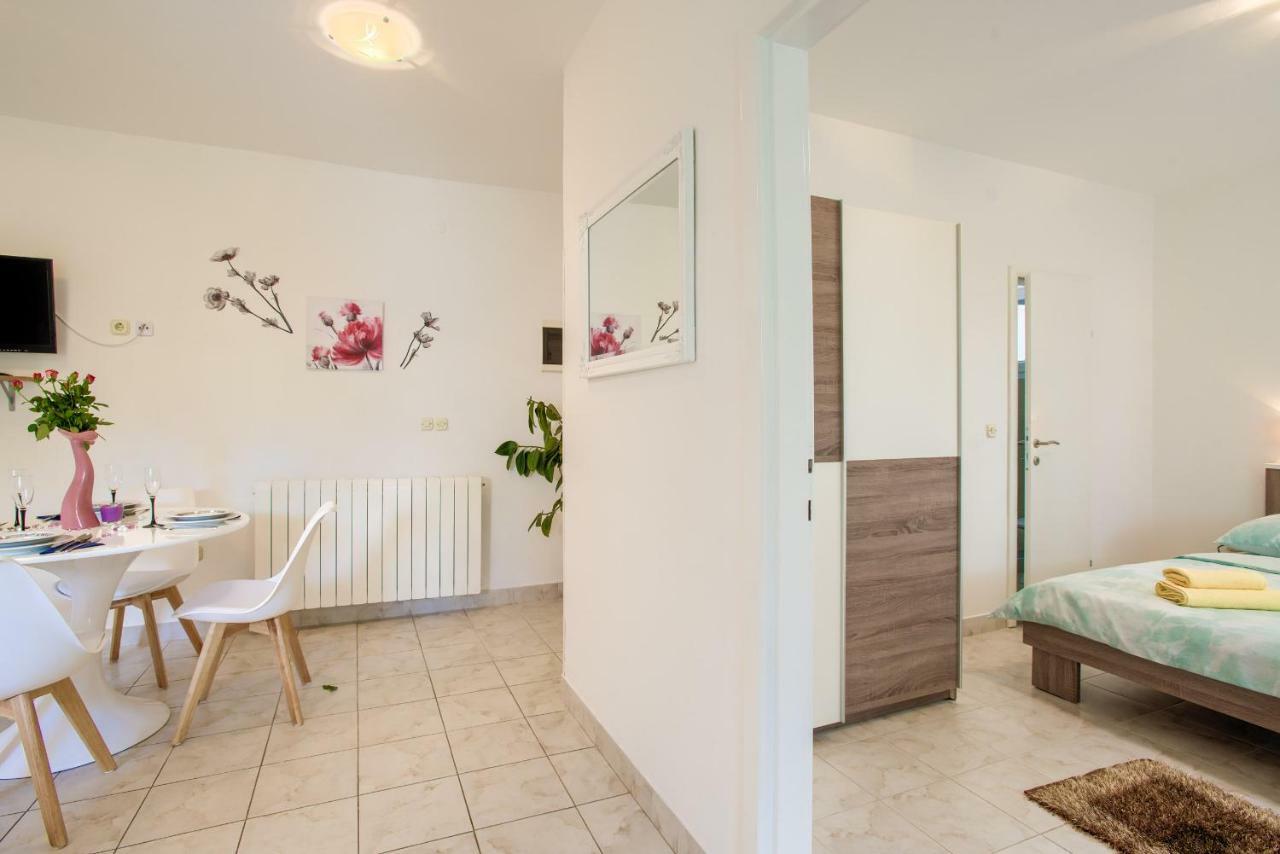 Apartman Paola Pula Exteriér fotografie