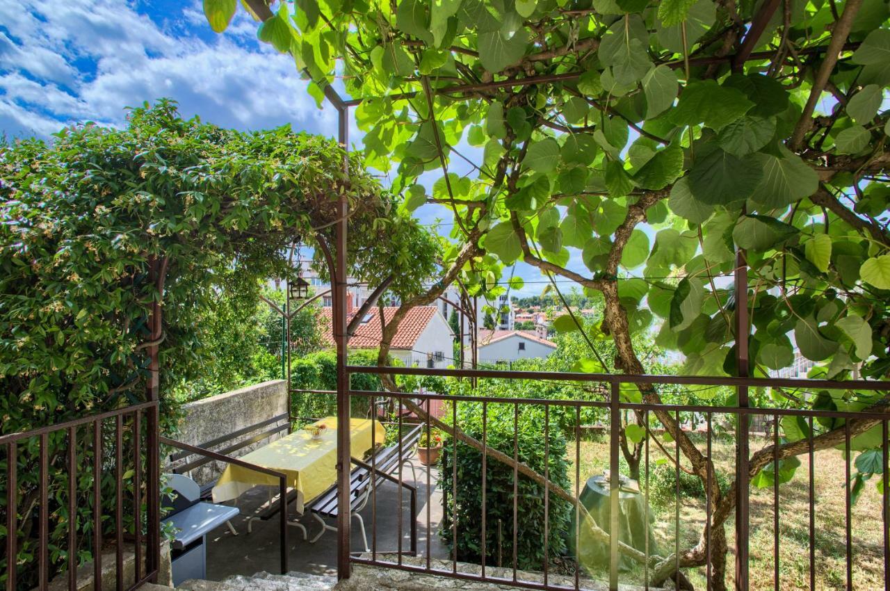 Apartman Paola Pula Exteriér fotografie