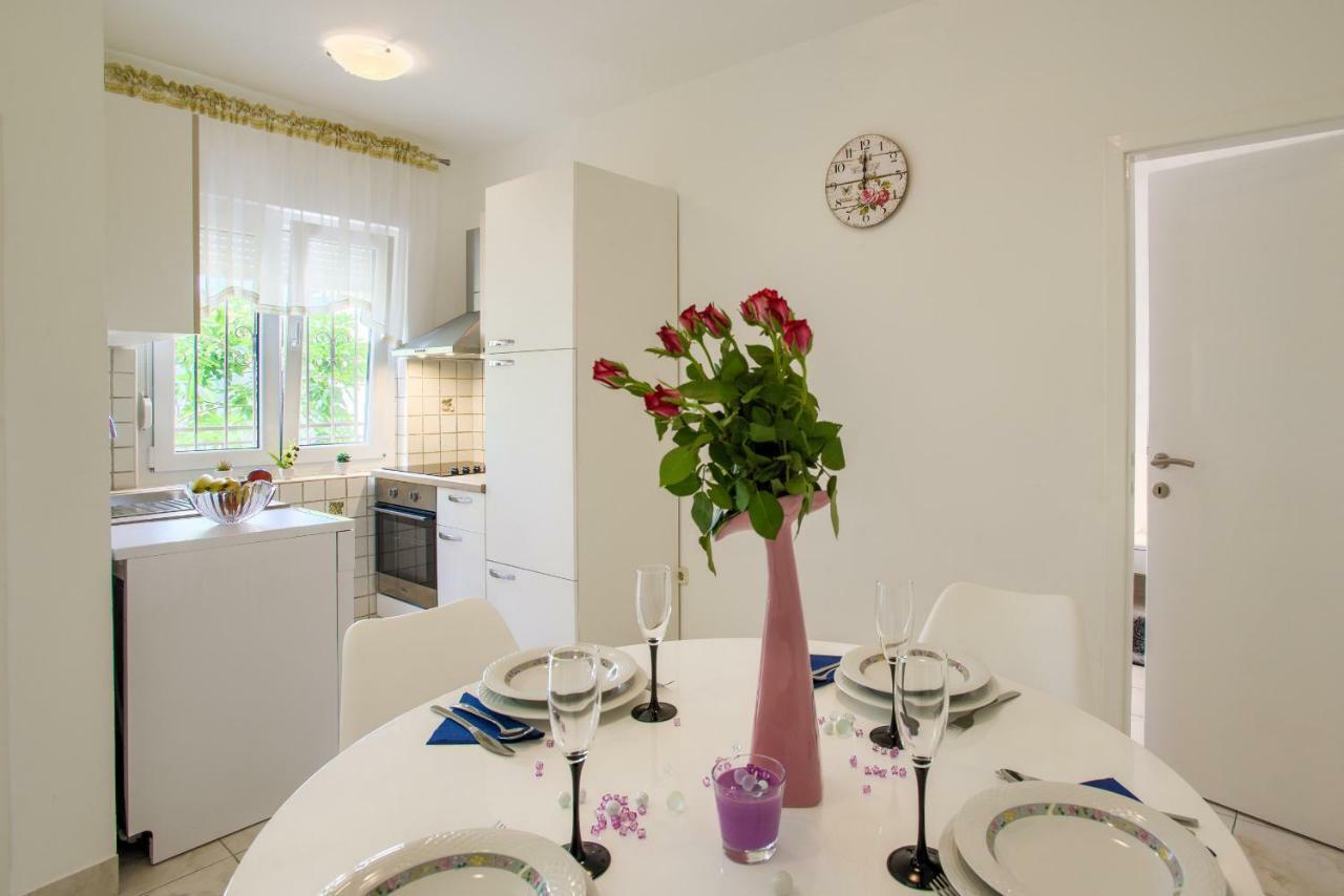 Apartman Paola Pula Exteriér fotografie