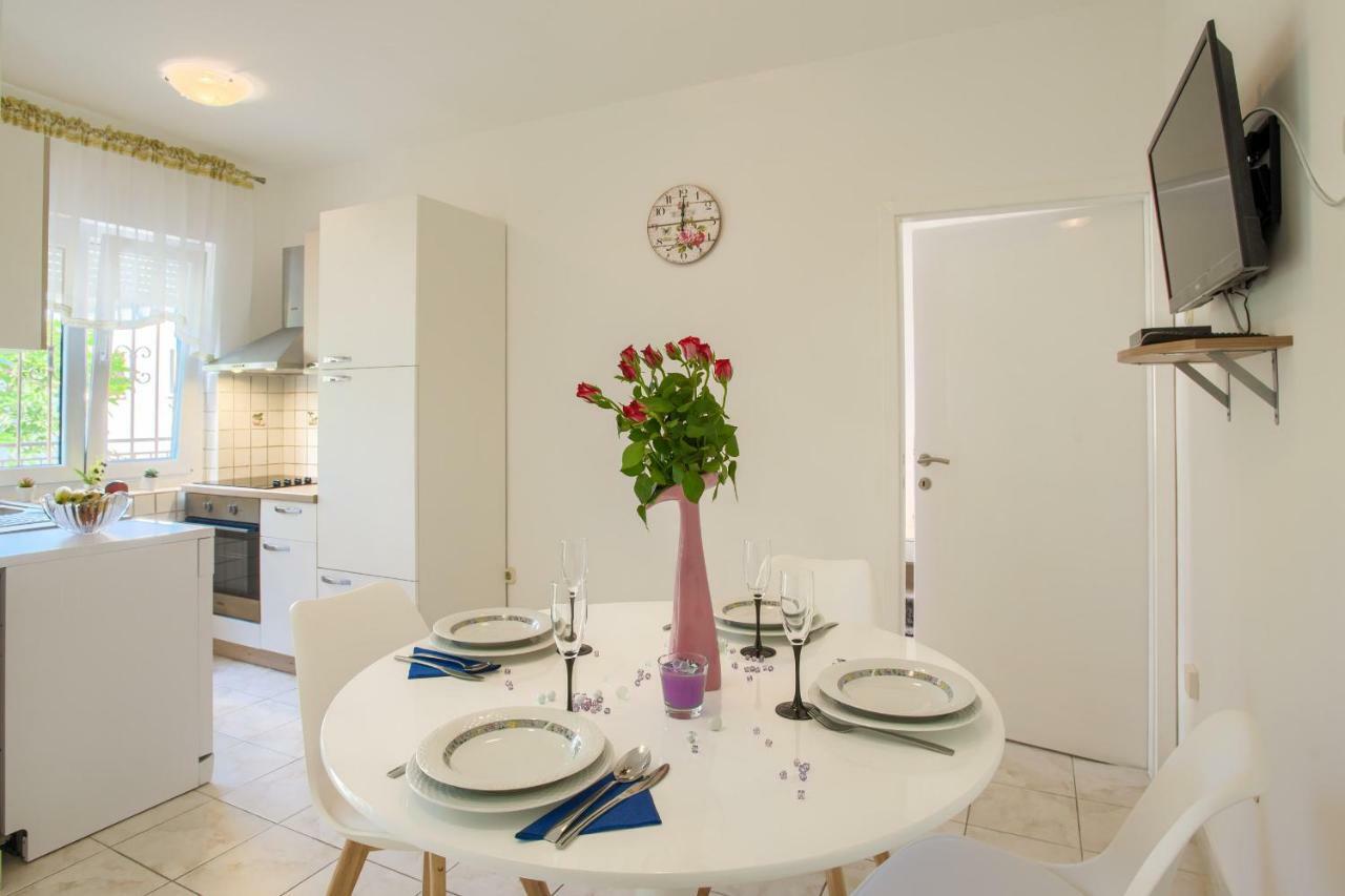 Apartman Paola Pula Exteriér fotografie