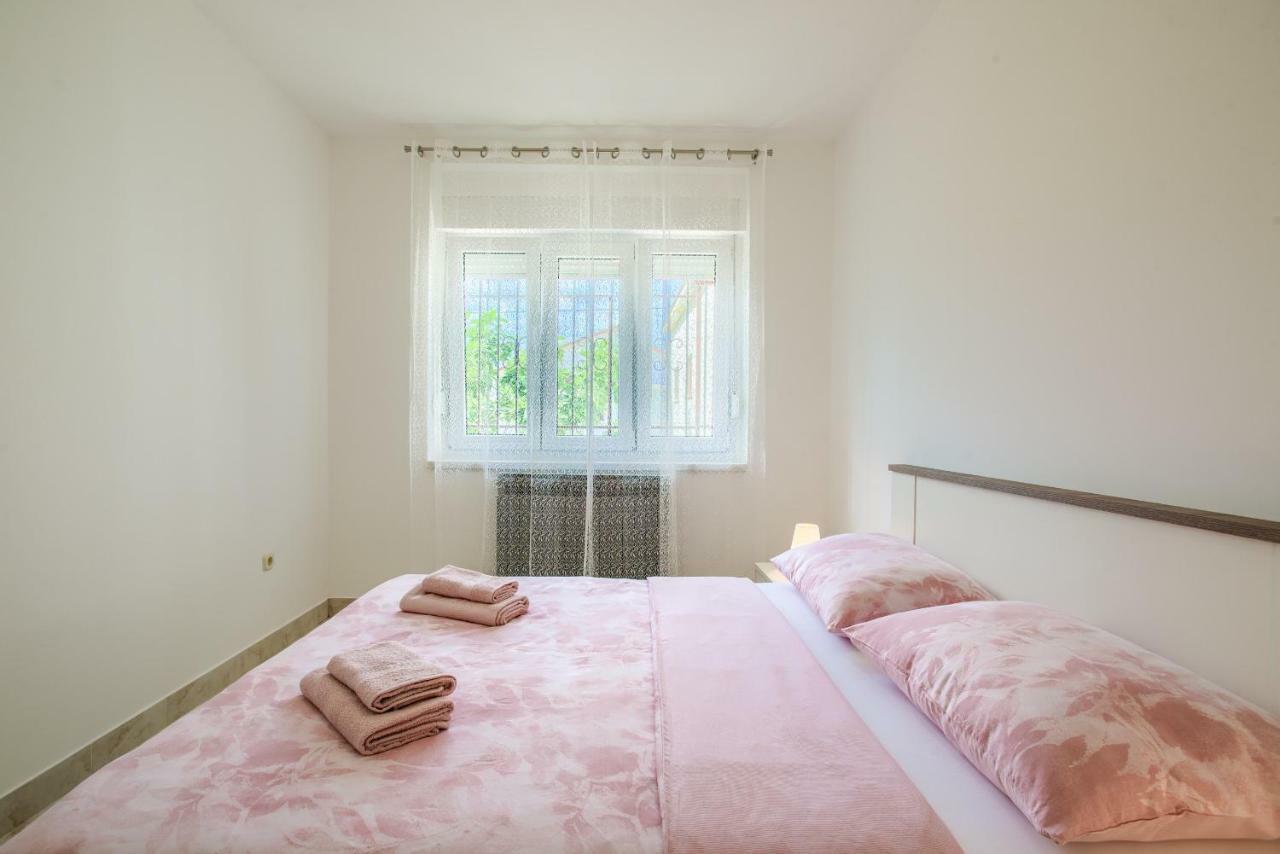 Apartman Paola Pula Exteriér fotografie